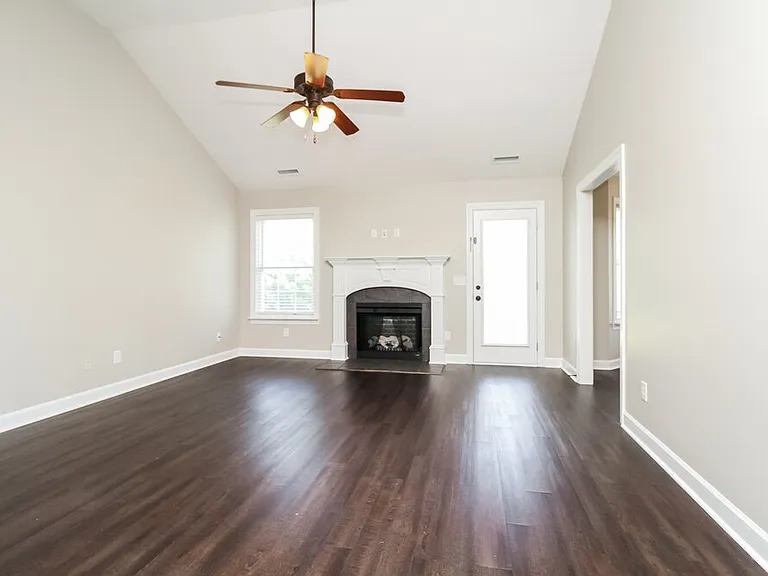 3750 Maya Dr — Photo 4