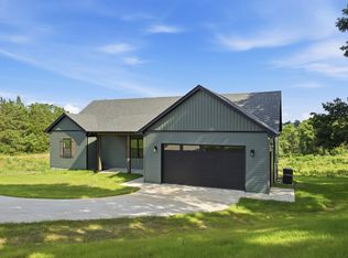 1496 Jones Creek Rd, Dickson, TN 37055