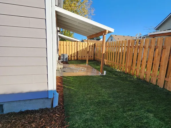 6th Ave SE Duplex, 1118 & 1122 SE 6th Ave #1118, Albany, OR 97321