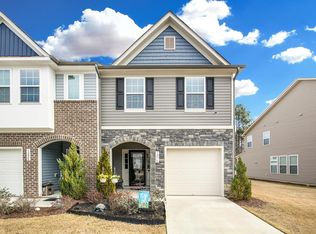 1218 Scholar Dr, Durham, NC 27703