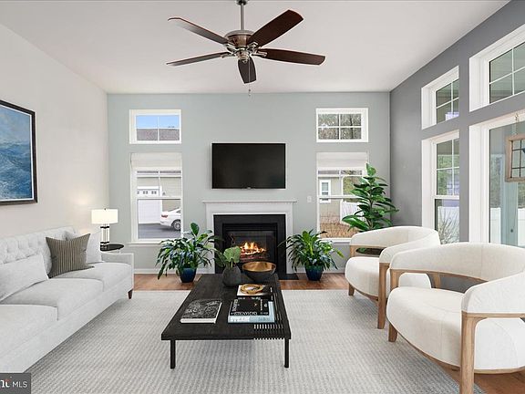 3rd image of 20159 Long Meadow Ln