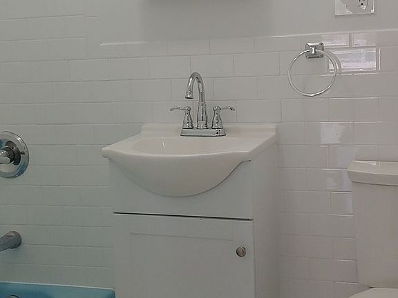 4th image of 288 Atlantic Ave APT 3F
