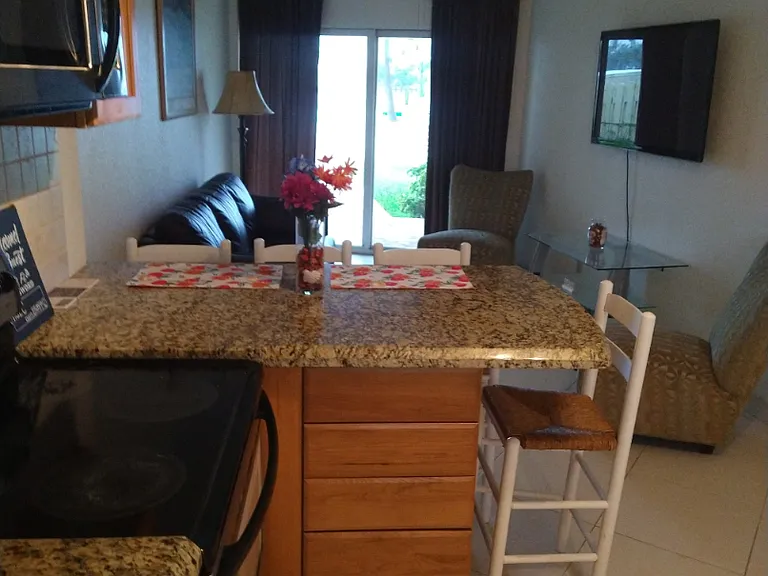 2508 Bay Dr #29 — Photo 5