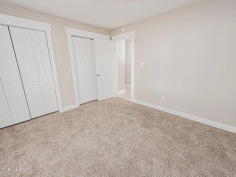 5722 Gondolier Dr — Photo 18