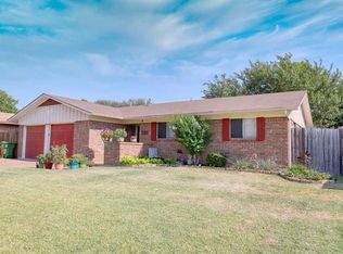3303 NE 10th St, Mineral Wells, TX 76067