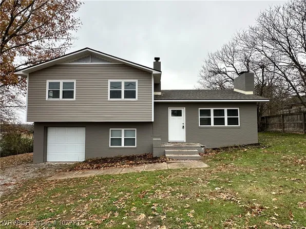 3223 N Highway 59, Van Buren, AR 72956