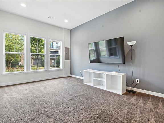 4th image of 23088 Lavallette Sq