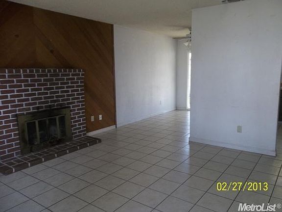 2nd image of 9035 Lansdowne Dr