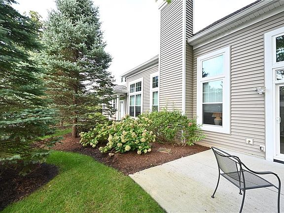 4th image of 31645 Forest Brook Oval #31645