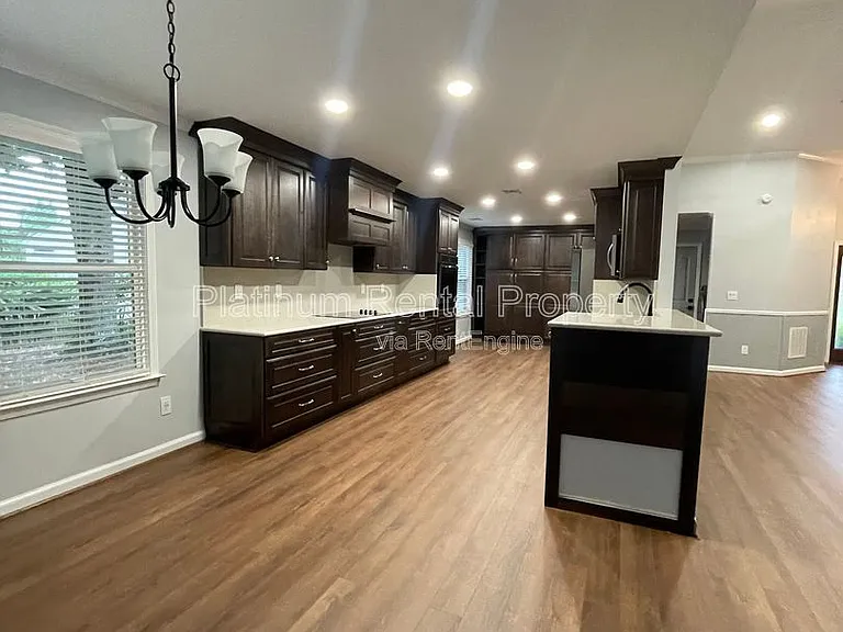 1745 Berry Ct — Photo 39