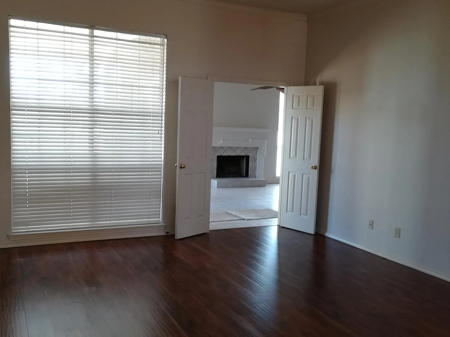 3008 Yale Dr — Photo 3