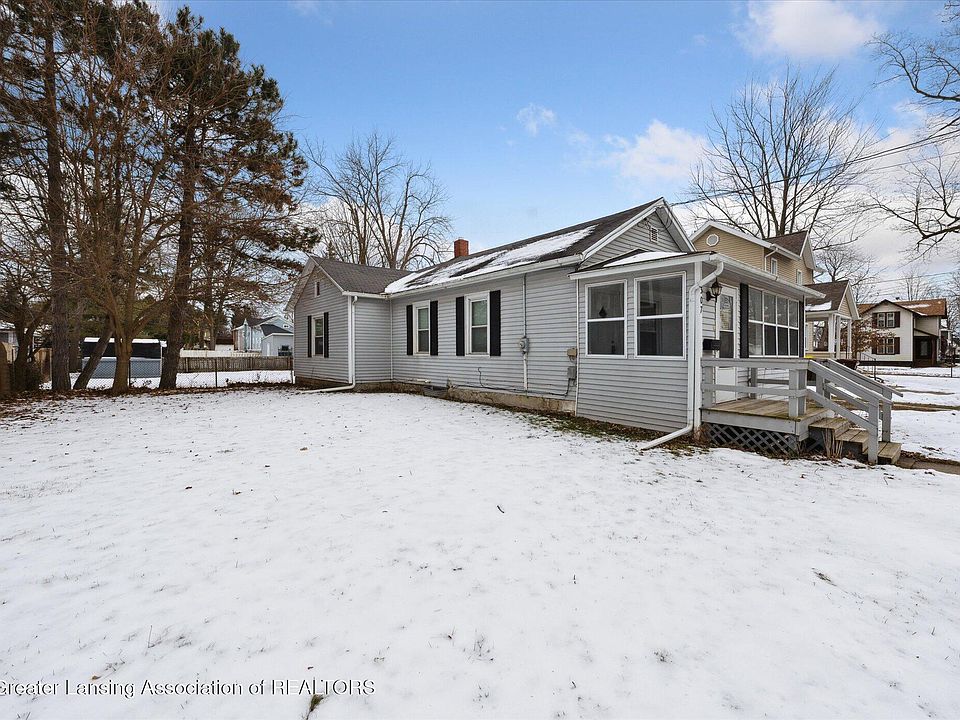 1st image of 307 E Cass St