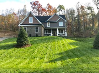 7858 River Run Dr, Brighton, MI