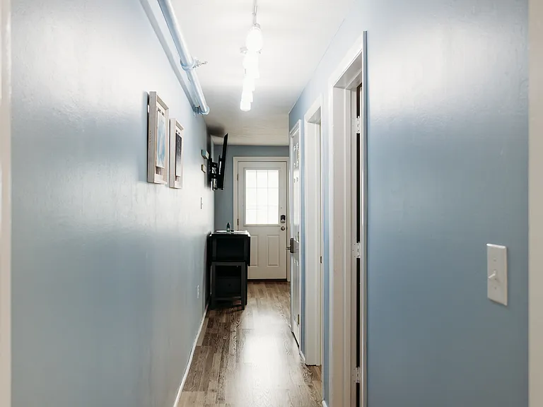 189 E Grand Ave #304 — Photo 10