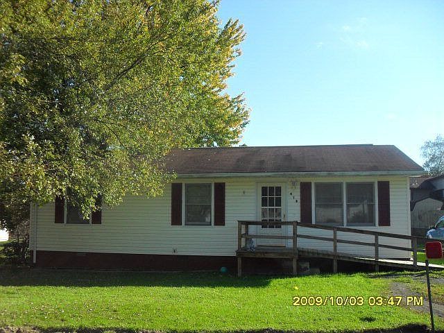 1st image of 418 23rd St