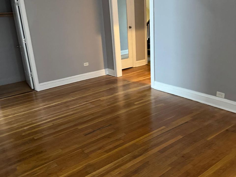 1st image of 7154 S Calumet Ave #1