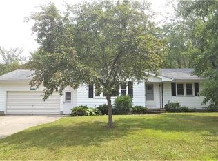 225 Telling Dr, Geneva, OH 44041