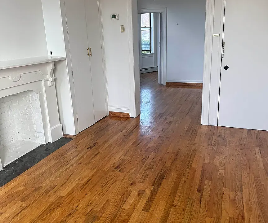 156 Calyer St #4L
