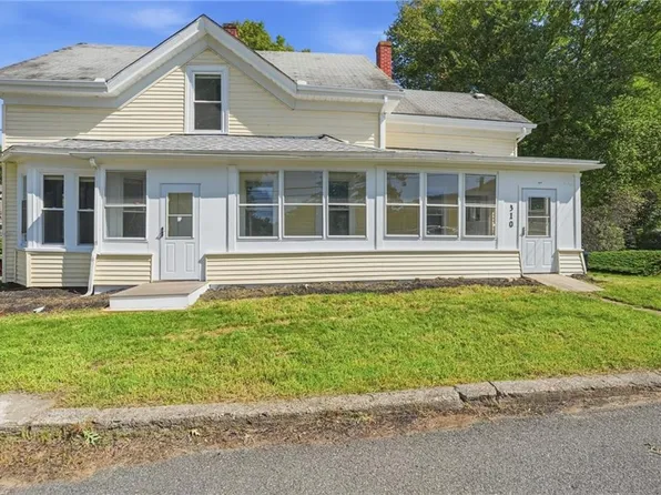 310 New River Rd, Lincoln, RI 02838