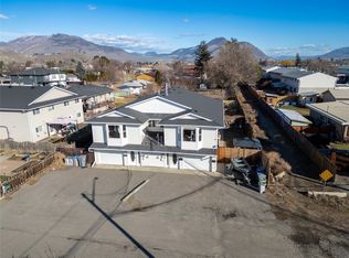 881 Evergreen Pl, Kamloops, BC V2B 5M7