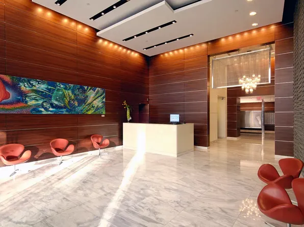 350 West 42nd Street image 15 of 18