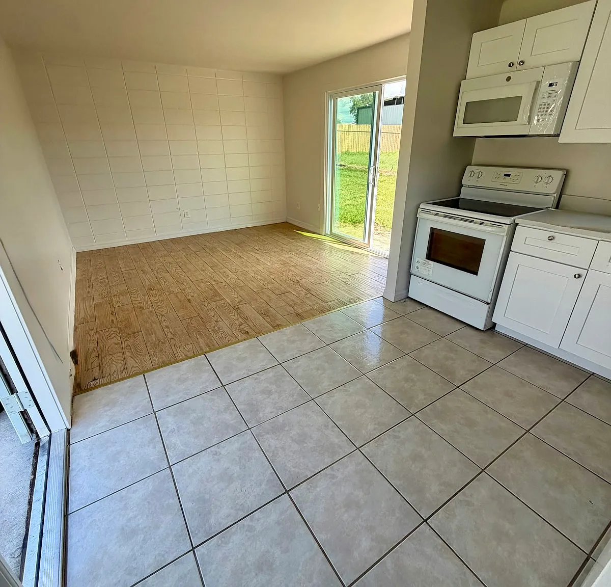 8134 Krag Dr, Unit 2 — Photo 3