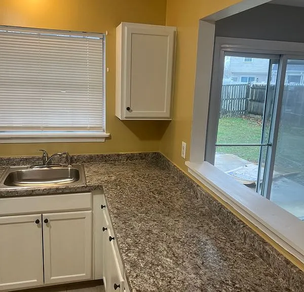202 Jennifer Dr — Photo 13