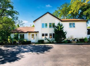 336 Inverrary Ln, Deerfield, IL 60015