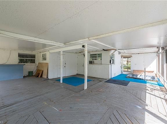 5th image of 2148 W Gardenia Cir