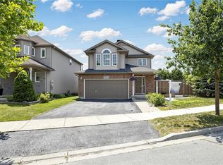 571 Saint Moritz Ave, Waterloo, ON N2T 2Z3