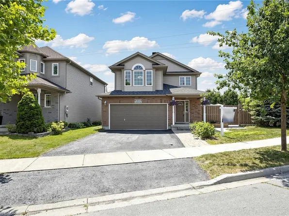 571 Saint Moritz Ave, Waterloo, ON N2T 2Z3