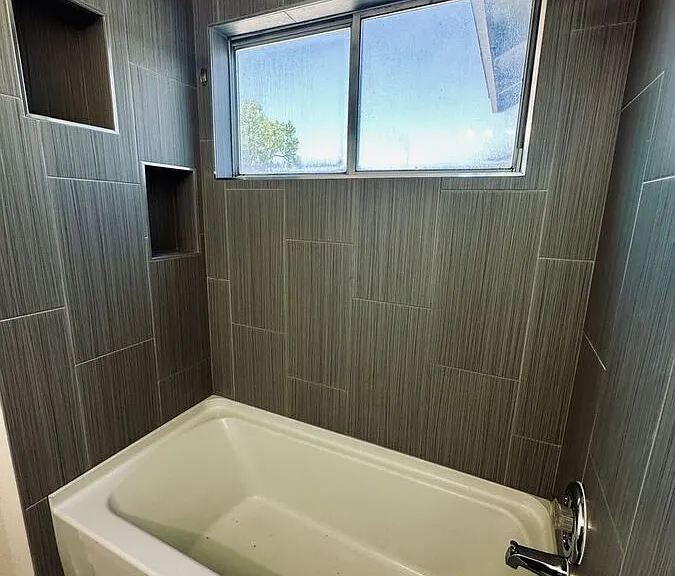 212 Hillcrest Dr #5 — Photo 13