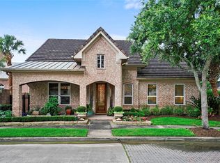 502 Harborside Way, Kemah, TX 77565