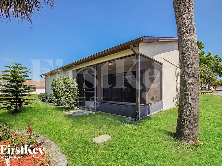4301 Larrys Lagoon — Photo 15