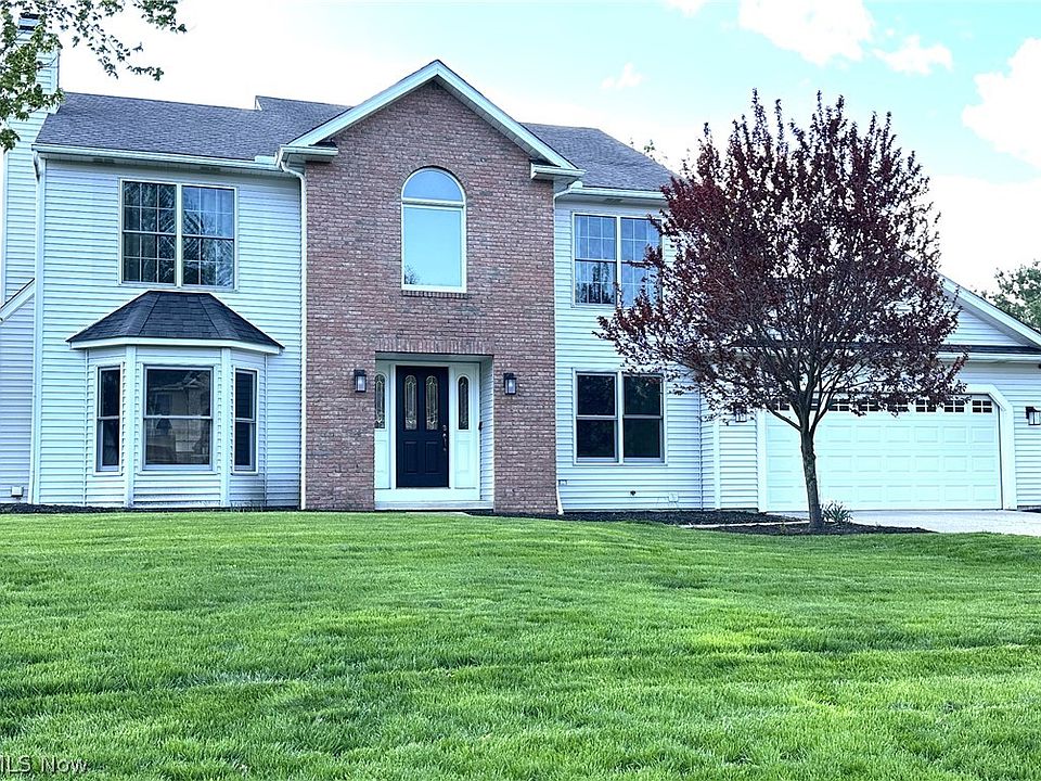 1st image of 723 Sawmill Dr