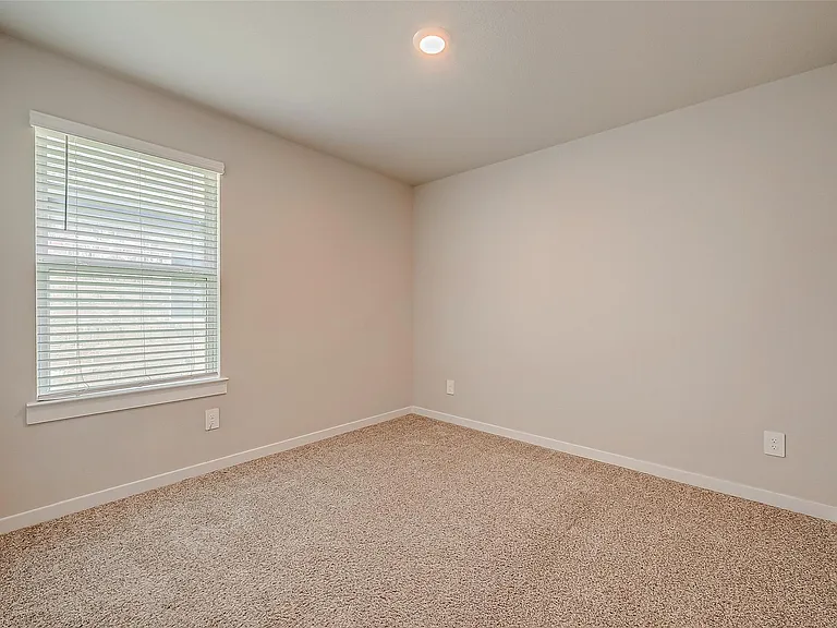 19010 Norbury Park Ln — Photo 23