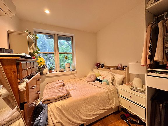 3rd image of 774 Classon Ave #5B