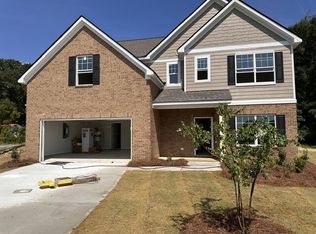 360 Black Oak Dr, Smiths Station, AL 36877