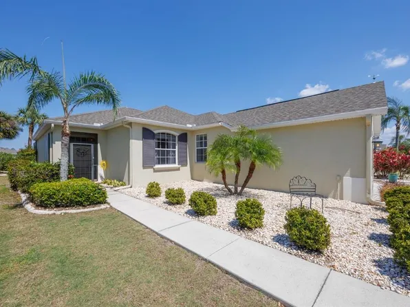1045 Emerald Dunes Dr, Sun City Center, FL 33573