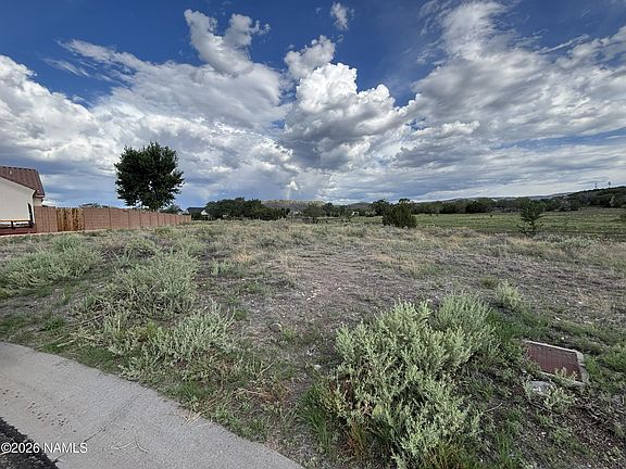 5th image of 329 3rd Ave