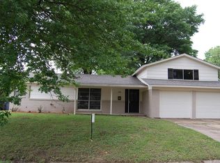 119 Ramblewood Rd, Bartlesville, OK 74003