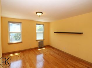 221 Calyer St APT 2R, Brooklyn, NY 11222
