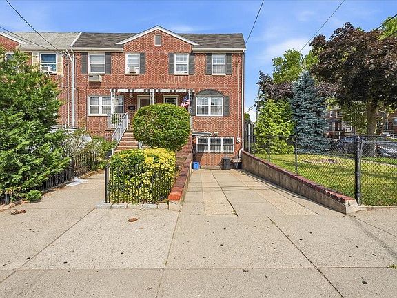 2nd image of 631 Avenue A