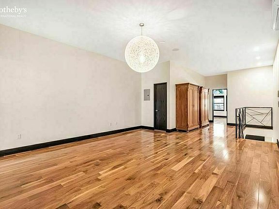 5th image of 258 W 88th St #1