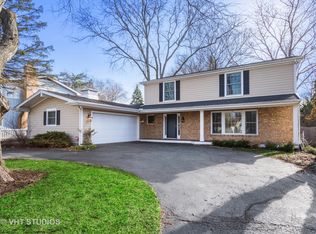 819 Meadow Ln, Barrington, IL