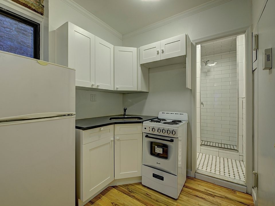 1st image of 411 W 48th St #2W