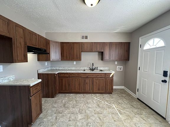2nd image of 3102 Knightway Rd