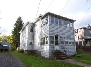 426 Sconondoa St, Oneida, NY 13421