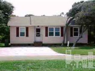 305 E Ave, Kure Beach, NC 28449