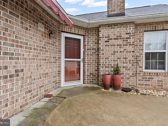 4th image of 101 Village Way #1F